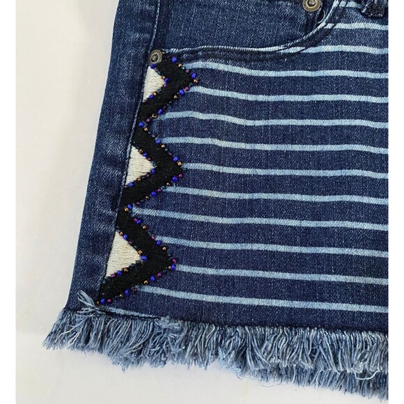 Roxy Contrast Denim Beaded Shorts Womens Size 28 Multicolor Frayed Hem Stripes - Picture 5 of 16